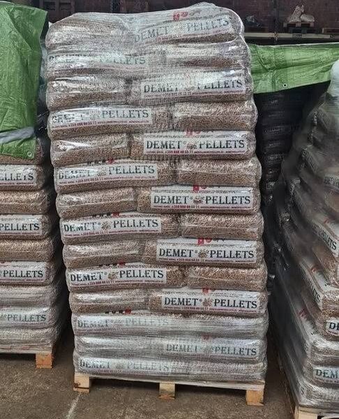 Premium Bio-Pellets aus 100% Buche – 70 Säcke à 15 kg (Palette)