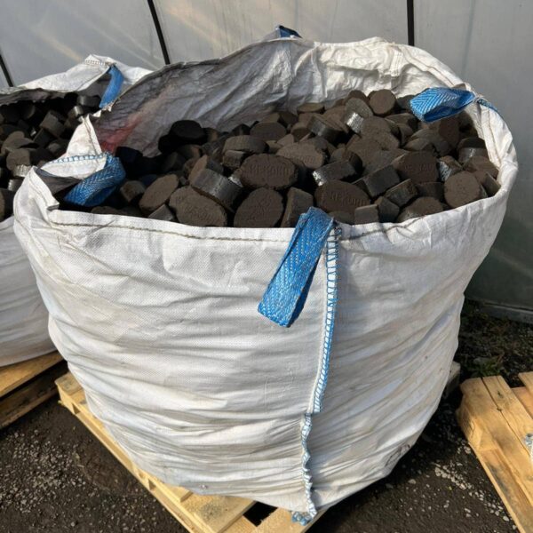 REKORD 500 kg Braunkohle Briketts, Premium Heizmaterial für langanhaltende Wärme